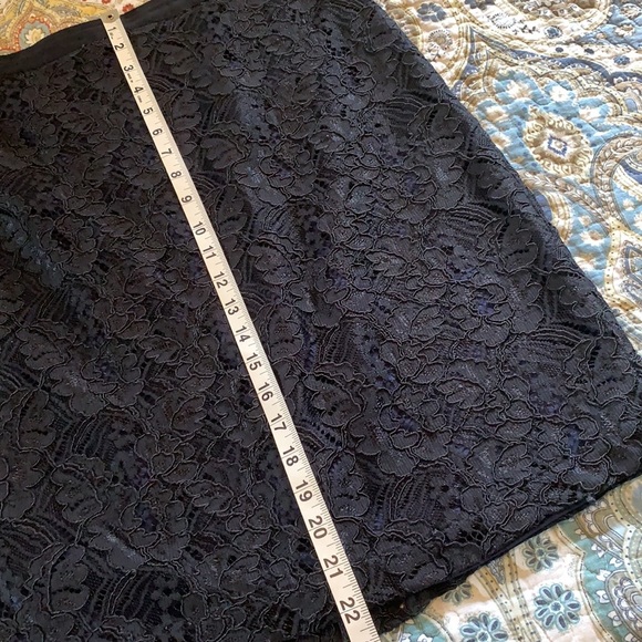 Club Monaco navy blue lace overlay pencil skirt 8 - Picture 10 of 12